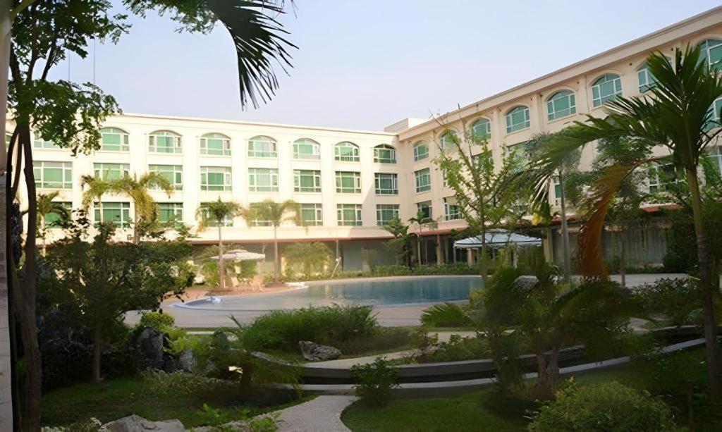 San Jiang Grand Hotel Vientiane Exterior photo