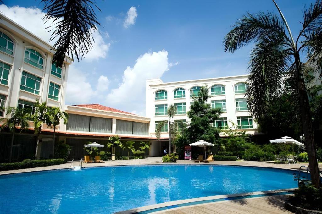 San Jiang Grand Hotel Vientiane Exterior photo